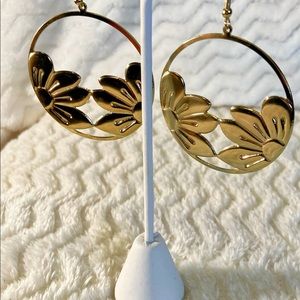 Gold Floral Fashion Hoops